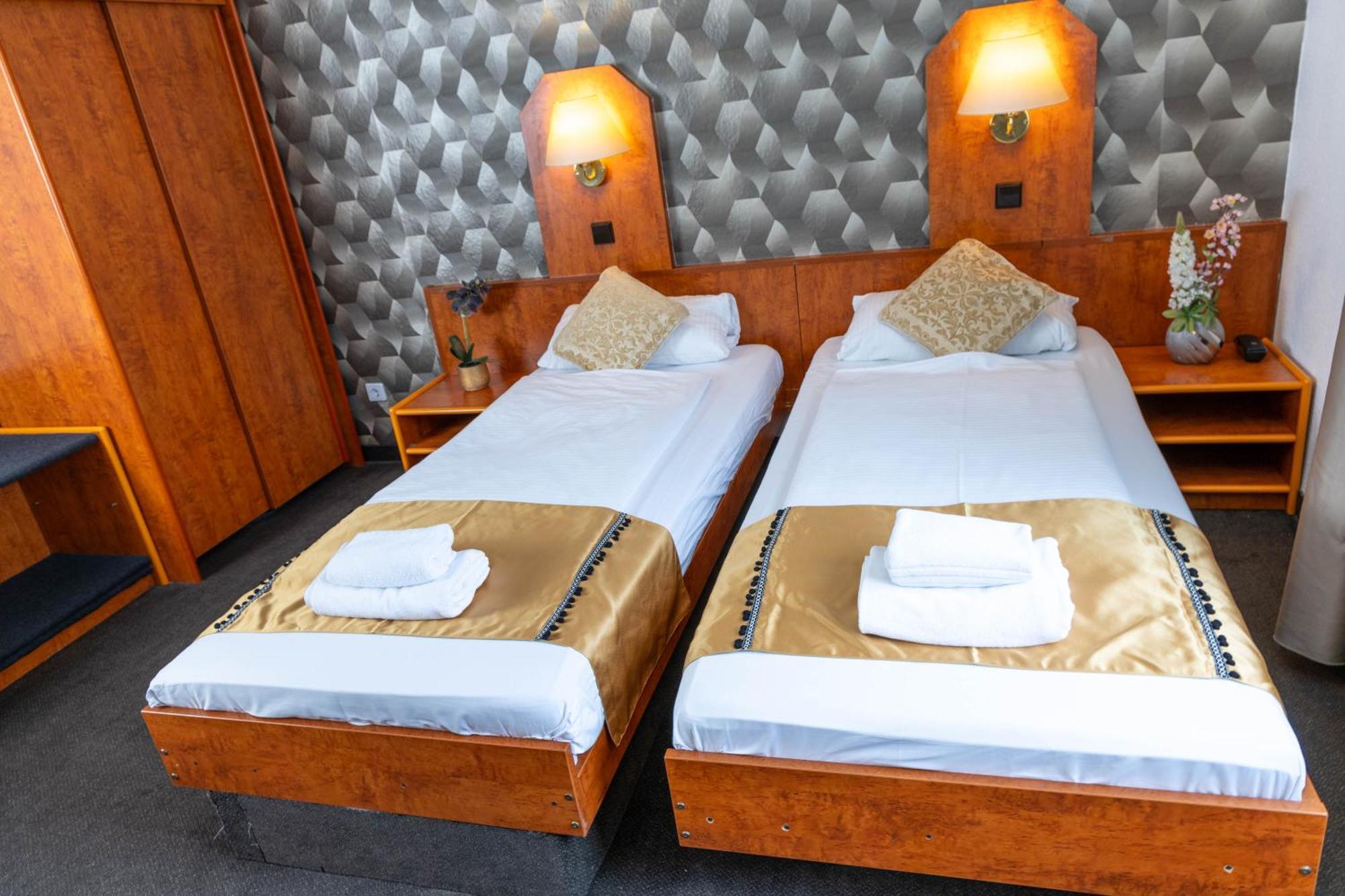Rossija Hotel