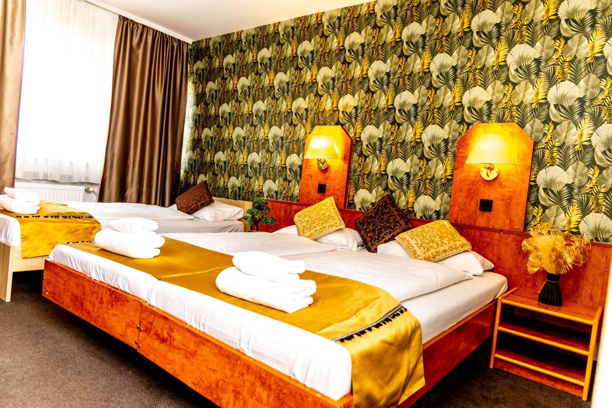 Rossija Hotel